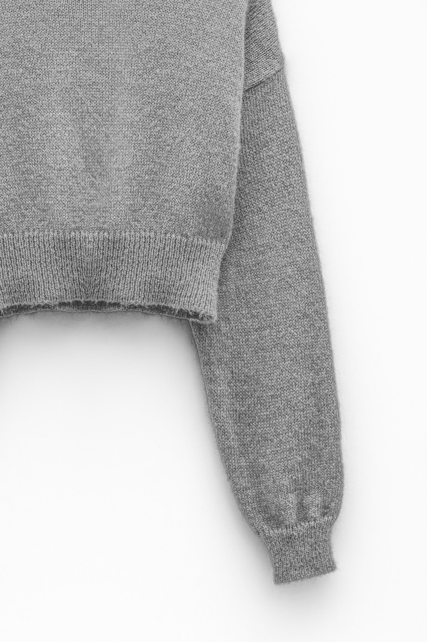 Maglione crop grigio